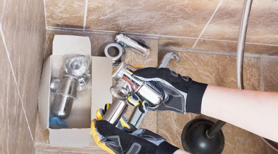 Expert Emergency Roof Repairs services in Edna, TX
